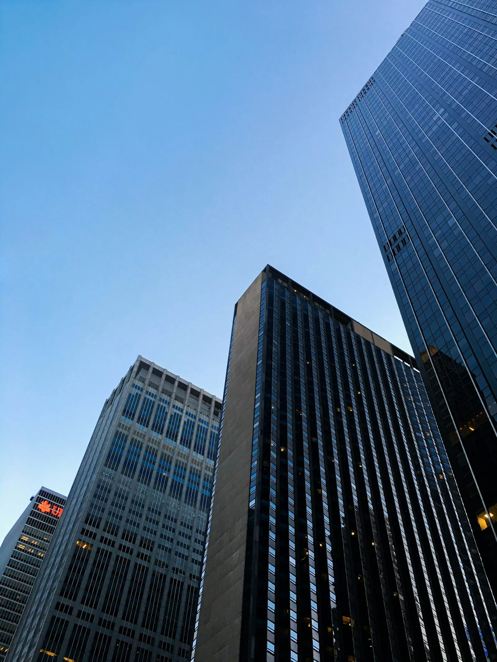 Anthropic's $965B: The Series H Bought Compute and Time, Not a Valuation